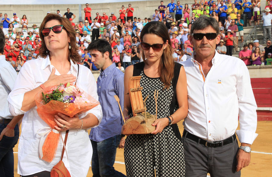 Corrida en Cantalejo en honor a Víctor Barrio (2/2)