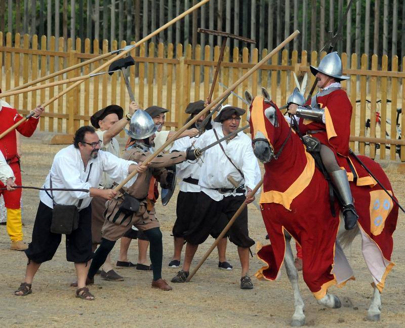 Recreaciones históricas en la Feria Renancentista de Medina
