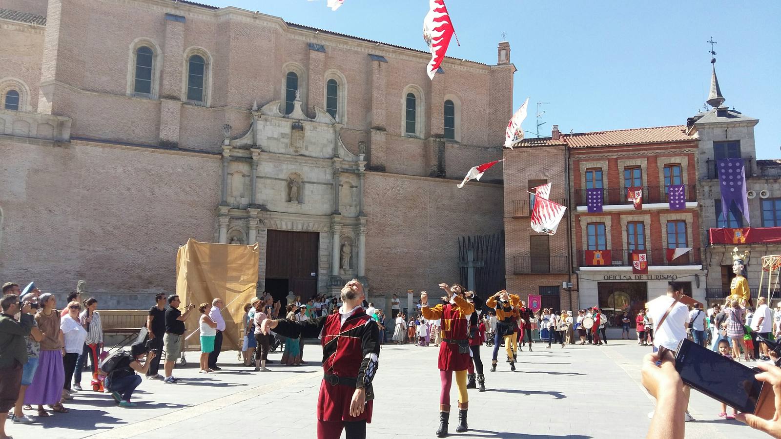Sábado por la mañana en la Feria Renacentista de Medina del Campo (Valladolid)