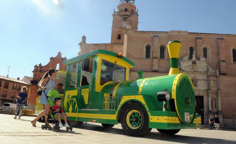 Sábado por la mañana en la Feria Renacentista de Medina del Campo (Valladolid)