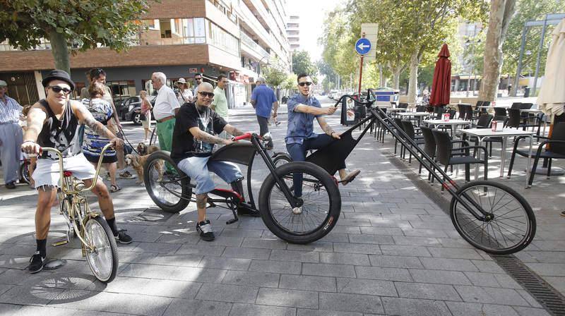 VII encuentro de bicicletas clásicas por Palencia