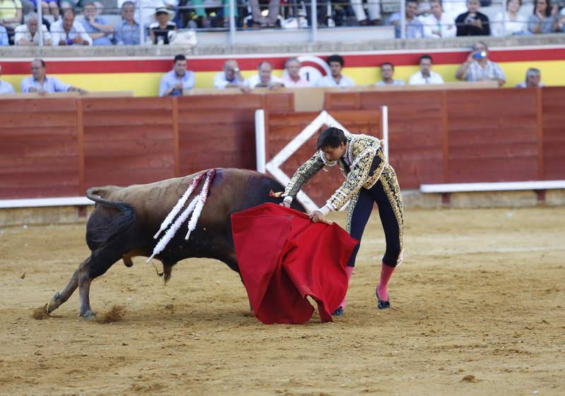 Cogida a Roca Rey en Palencia