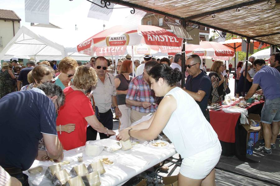 Feria del queso en Sardón