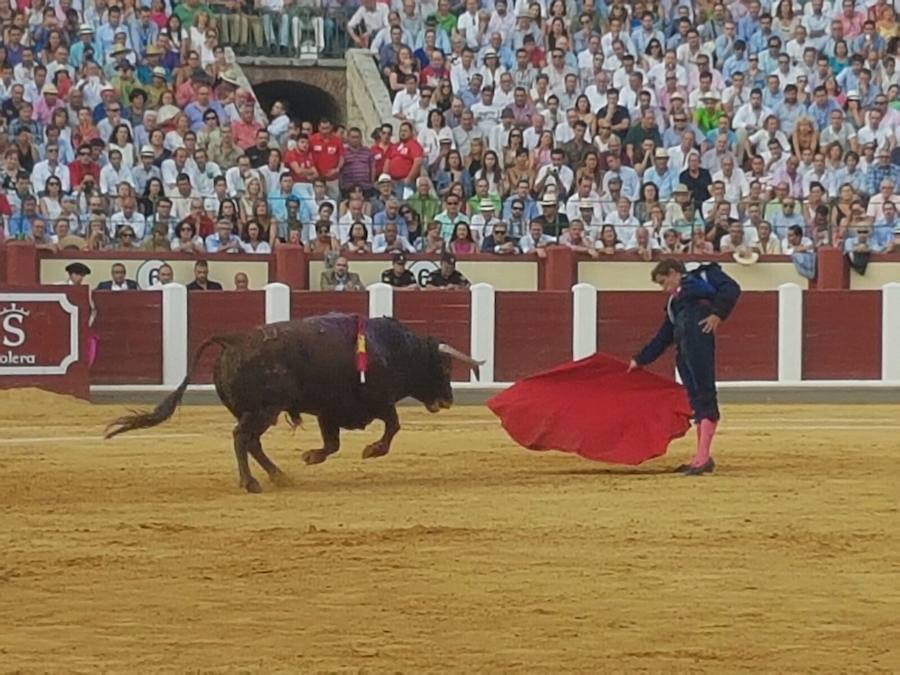 Corrida en homenaje a Víctor Barrio