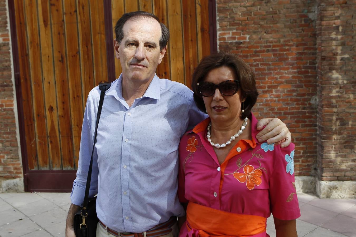 Javier Peña, jefe superior de Policía de Castilla y León, posa con su mujer, Rocío Moyano.