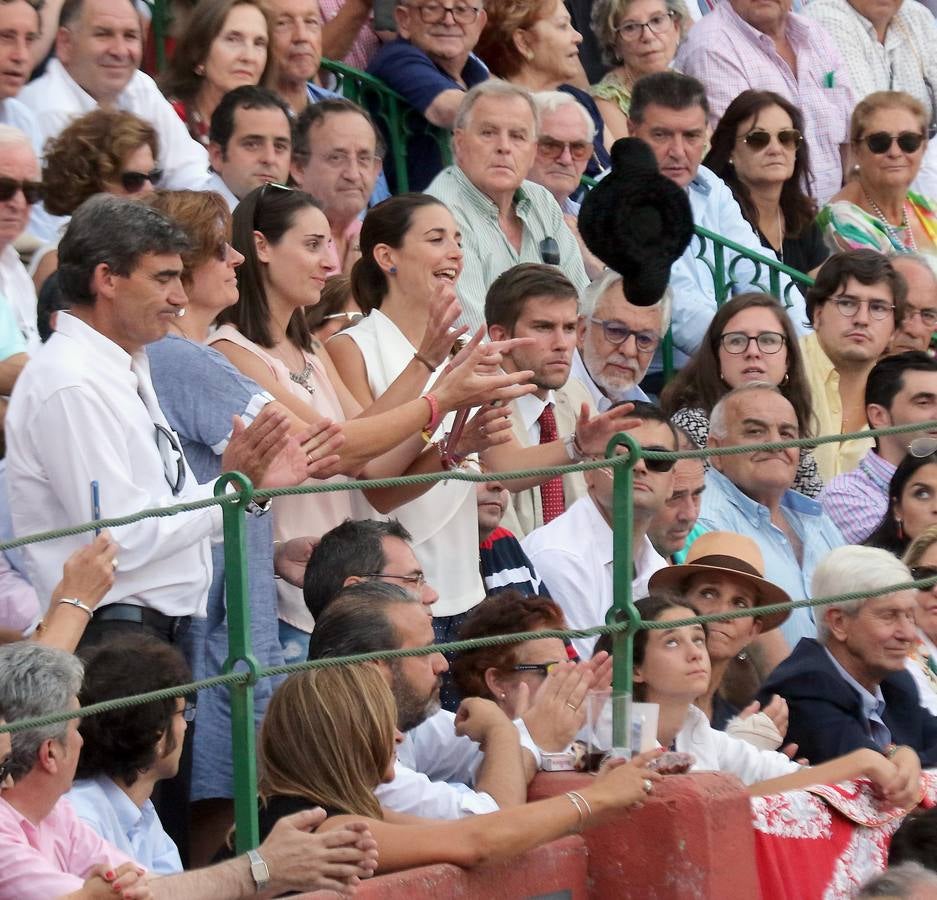 LLeno hasta la bandera en la corrida homenaje a Víctor Barrio