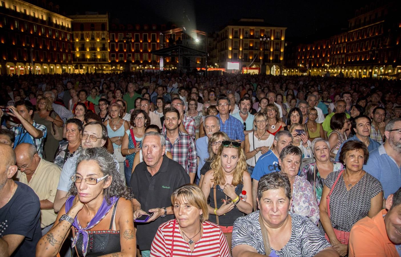 Conciertos de Helena Bianco y Los Sírex en la Plaza Mayor de Valladolid