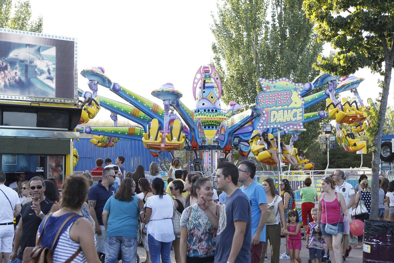 Diversión en el Real de la Feria