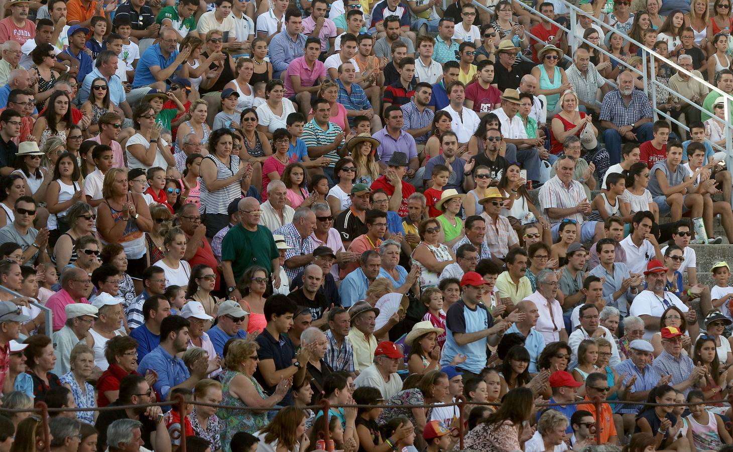 Los camareros de Segovia celebran su fiesta