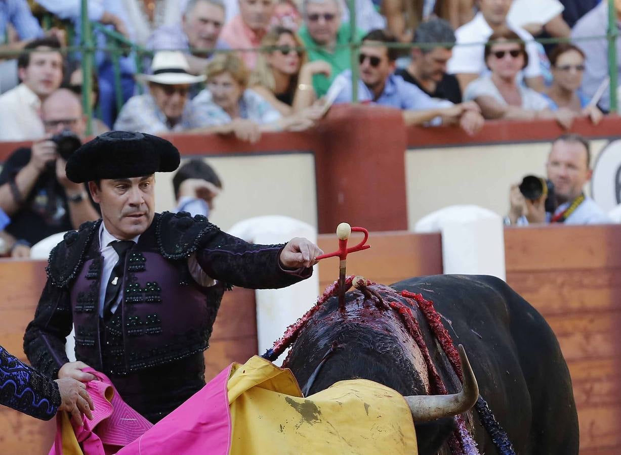 Corrida de toros en Valladolid con Morante de la Puebla, Sebastián Castella y López Simón