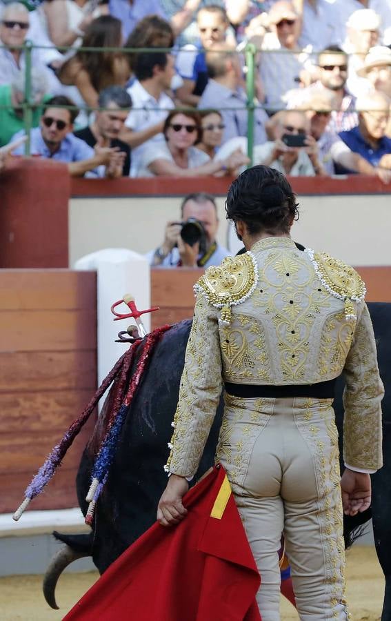 Corrida de toros en Valladolid con Morante de la Puebla, Sebastián Castella y López Simón