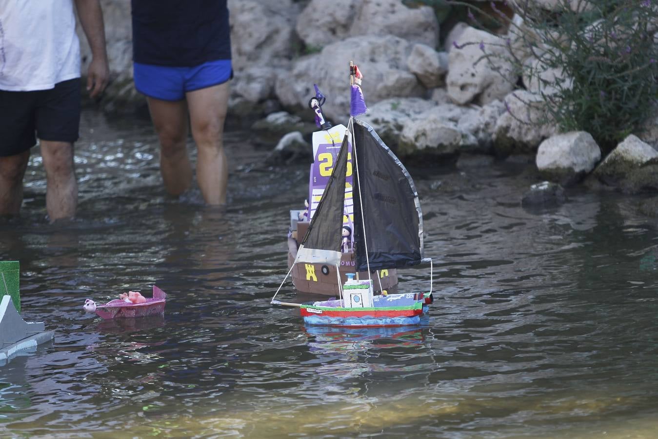 Descenso de embarcaciones por el Esgueva