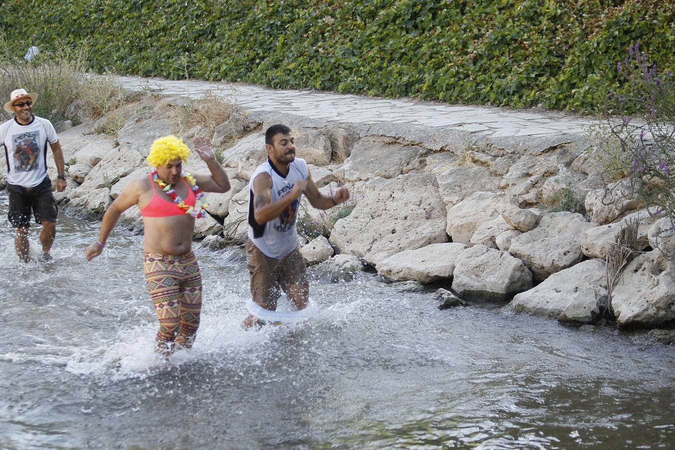 Descenso de embarcaciones por el Esgueva