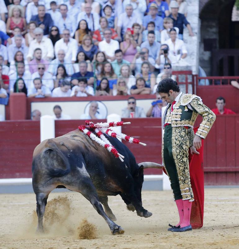 Corrida de Toros de José Tomás y José María Manzanares en Valladolid (1/2)