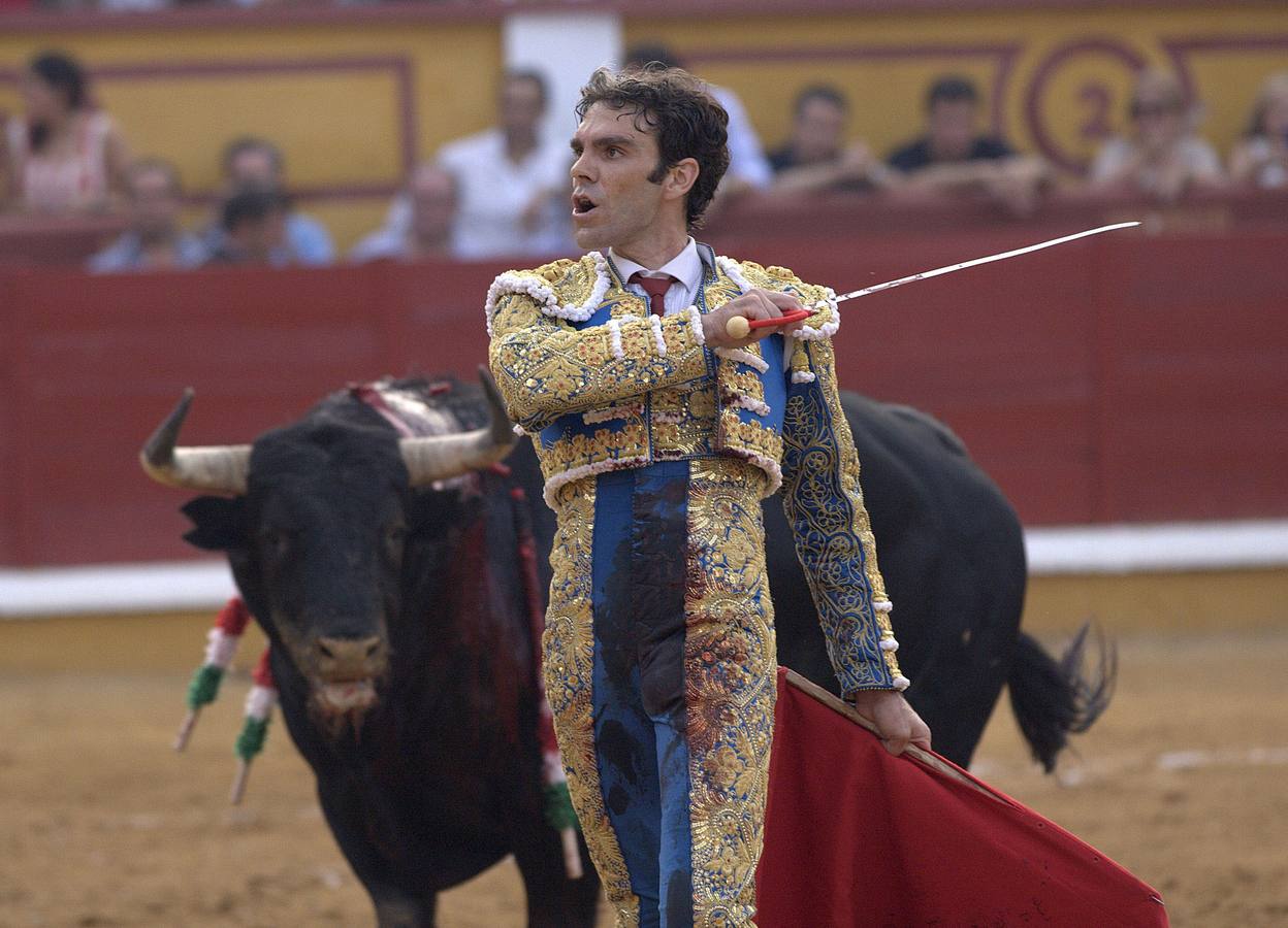 25.06.12 En la plaza de toros de Badajoz, durante la tercera de la Feria de San Juan, en la que compartió cartel con Juan José Padilla y Julián López 'El Juli', lidiando reses de Garcigrande y Domingo Hernández.