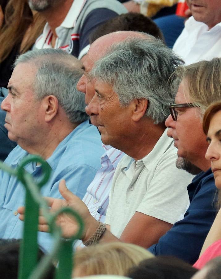 Público asistente a la corrida de toros de José Tomás en Valladolid