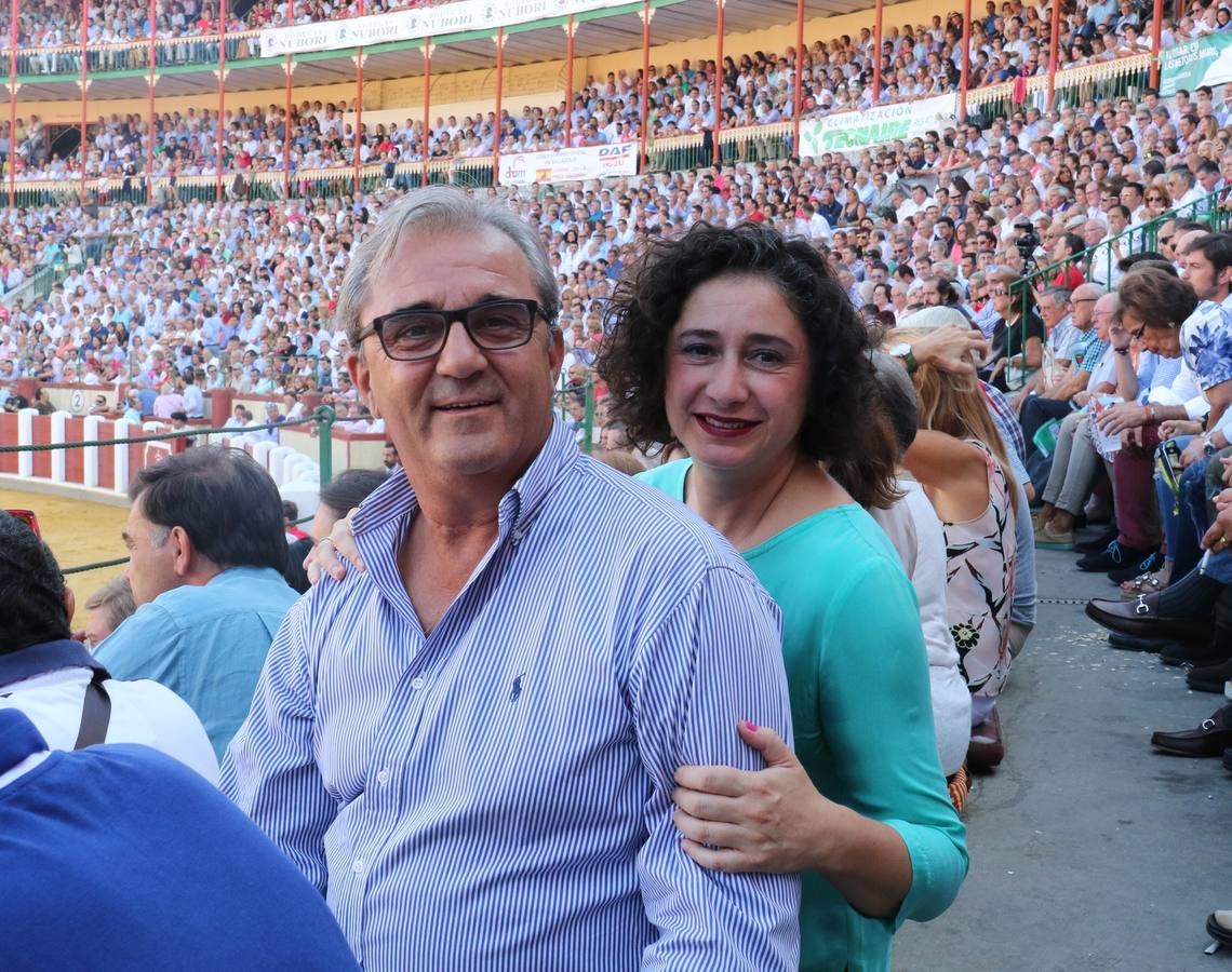 Público asistente a la corrida de toros de José Tomás en Valladolid