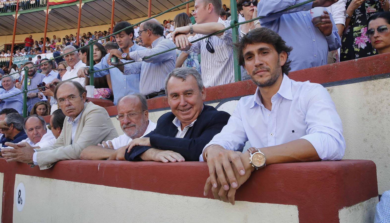 Público asistente a la corrida de toros de José Tomás en Valladolid