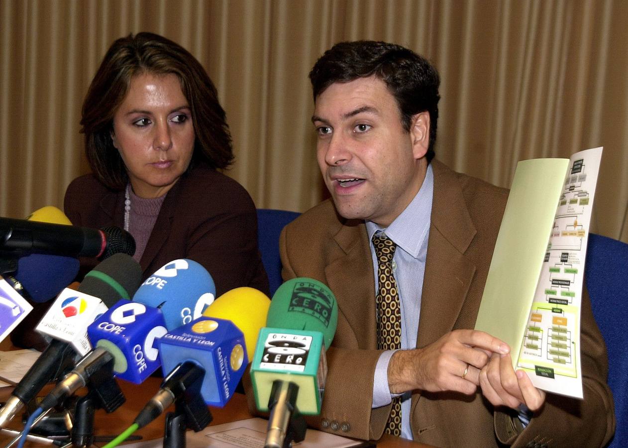 13.10.00 El consejero de Sanidad, Carlos Fernández Carriedo y la directora general de la Mujer, Ana Parra, presentaron hoy en Valladolid el contenido del Protocolo de Actuación Profesional para la atención de mujeres víctimas del maltrato en Castilla.