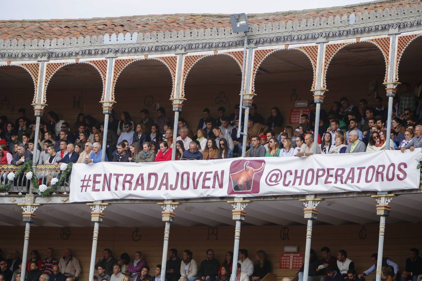 Morante de la Puebla, El Juli y Juan del Álamo, en la cuarta corrida de toros de la Feria de Salamanca