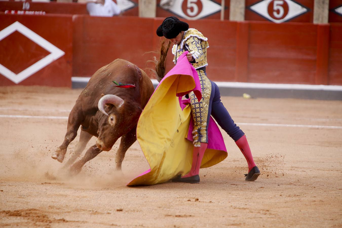 Morante de la Puebla, El Juli y Juan del Álamo, en la cuarta corrida de toros de la Feria de Salamanca