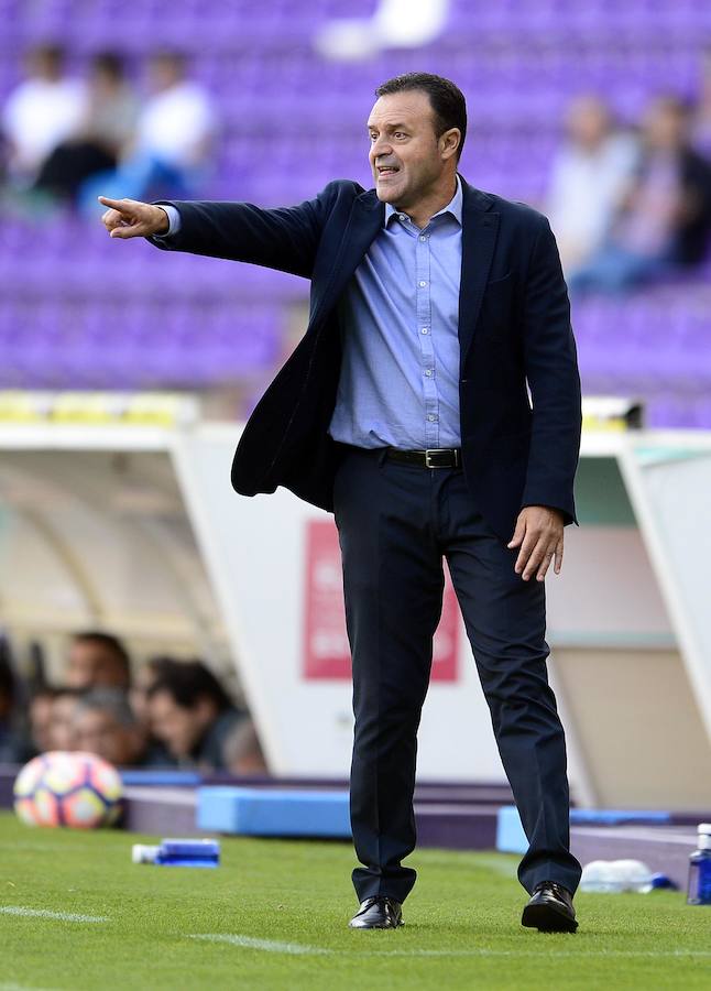 Partido del Real Valladolid contra el UCAM Murcia