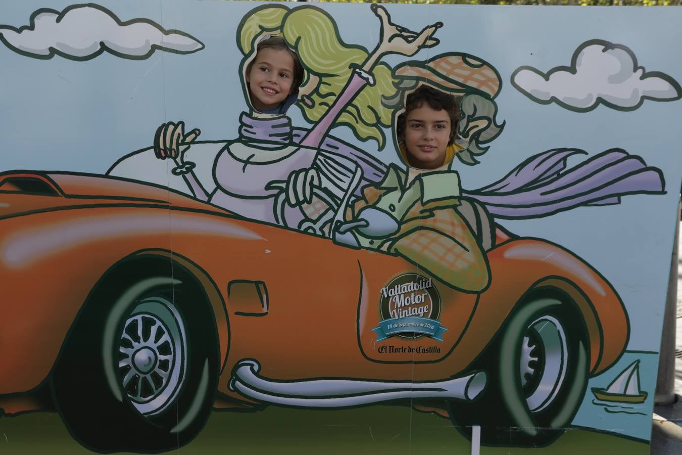 Photocall de la cuarta edición del Valladolid Motor Vintage (1/3)