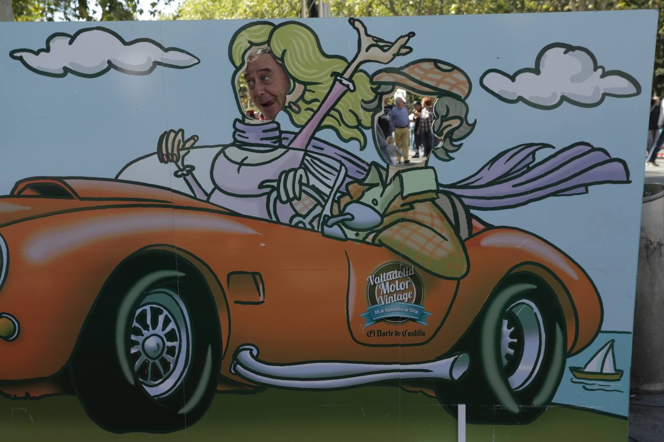 Photocall de la cuarta edición del Valladolid Motor Vintage (2/3)