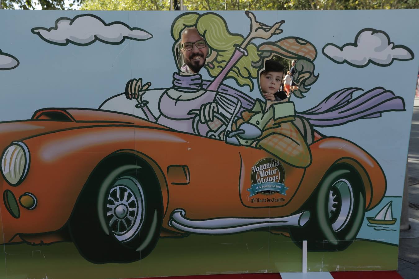 Photocall de la cuarta edición del Valladolid Motor Vintage (2/3)