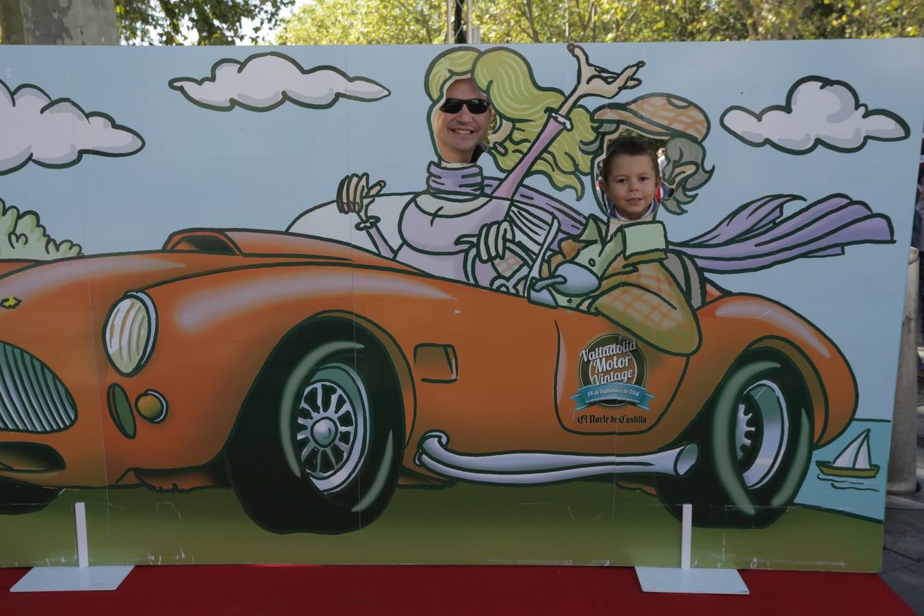 Photocall de la cuarta edición del Valladolid Motor Vintage (3/3)