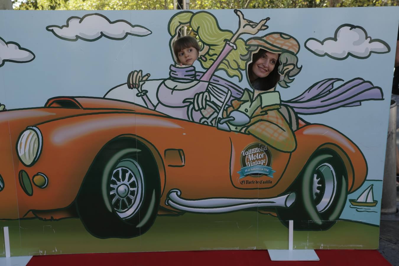 Photocall de la cuarta edición del Valladolid Motor Vintage (3/3)