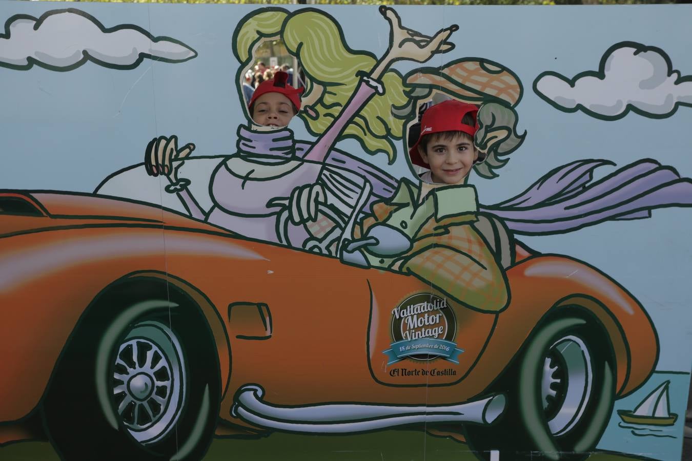 Photocall de la cuarta edición del Valladolid Motor Vintage (3/3)