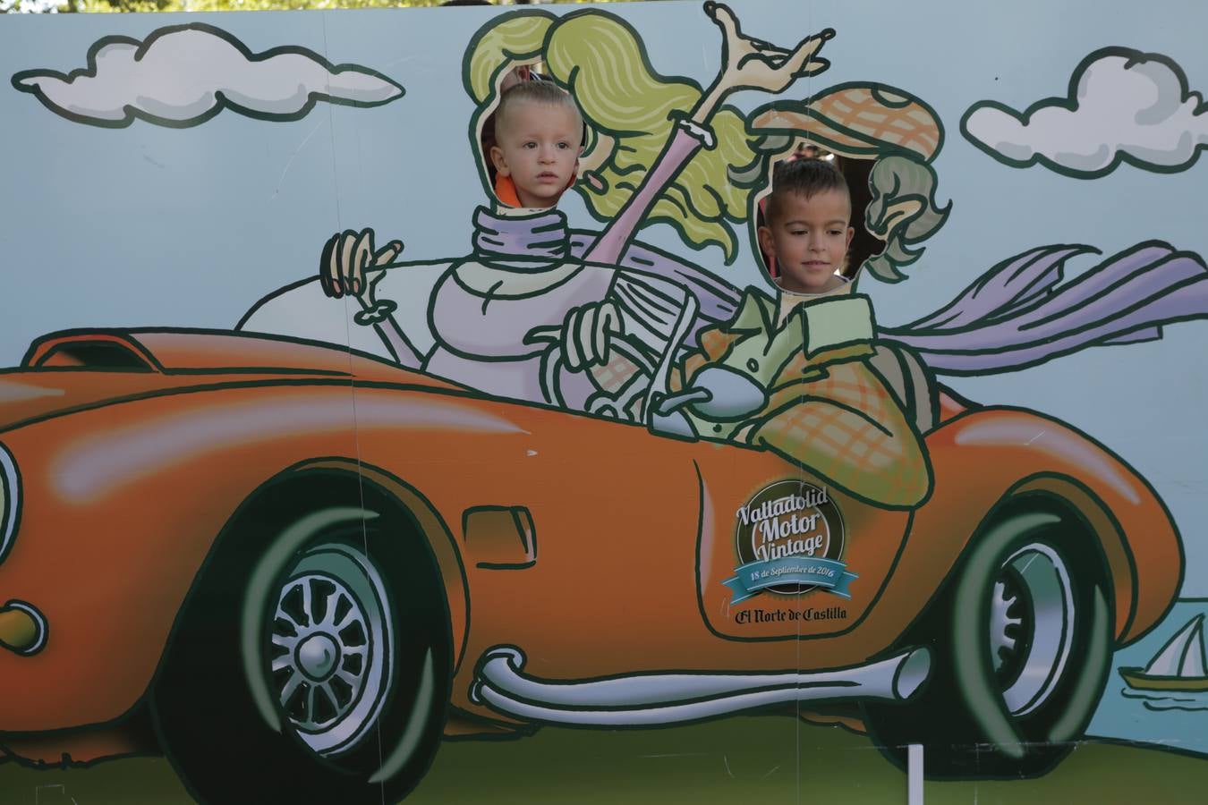 Photocall de la cuarta edición del Valladolid Motor Vintage (3/3)