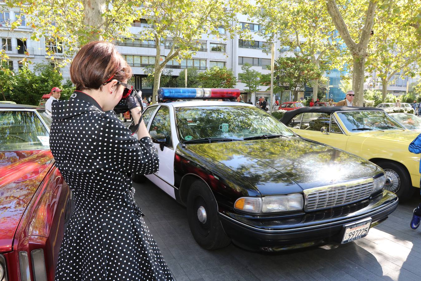 Público en la cuarta edición del Valladolid Motor Vintage (2/3)