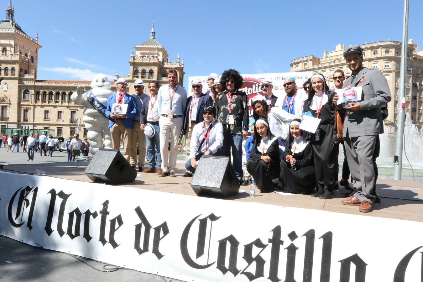 Público en la cuarta edición del Valladolid Motor Vintage (2/3)