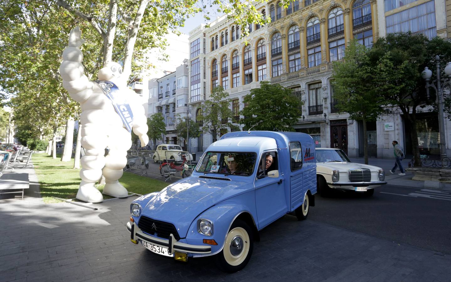 Uno a uno todos los vehículos de la cuarta edición del Valladolid Motor Vintage (2/4)