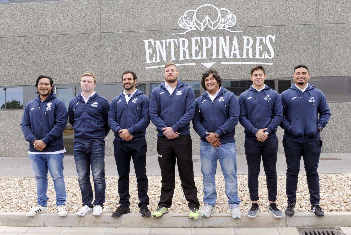 Presentación de la plantilla del VRAC Quesos Entrepinares para la temporada 2016/17