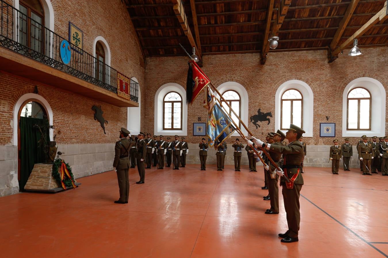 Inicio del curso en la Academia de Caballería de Valladolid