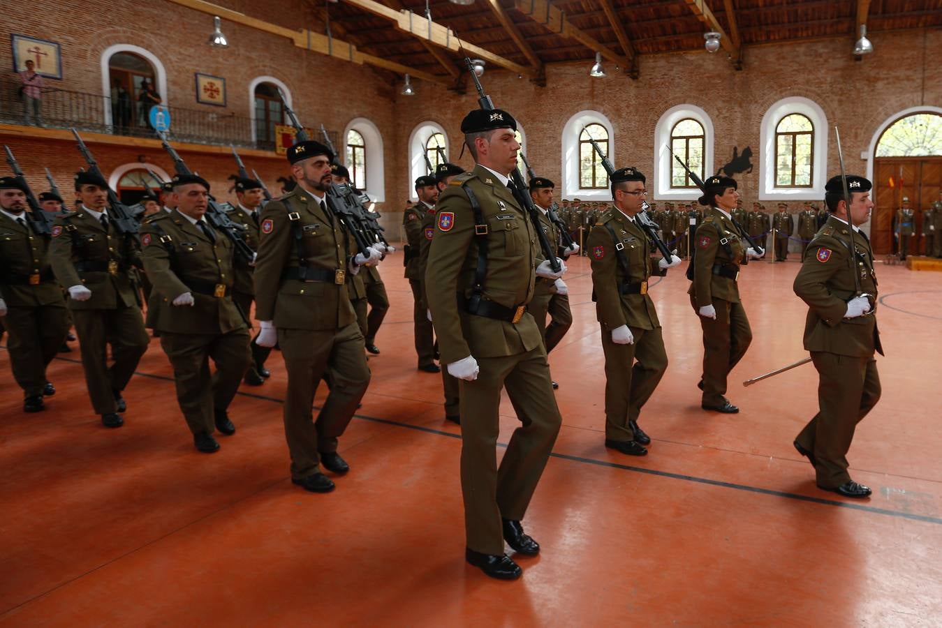 Inicio del curso en la Academia de Caballería de Valladolid