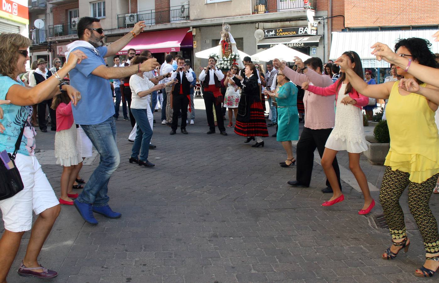 Fiestas del Henarillo en el barrio del Salvador de Cuéllar (Segovia)