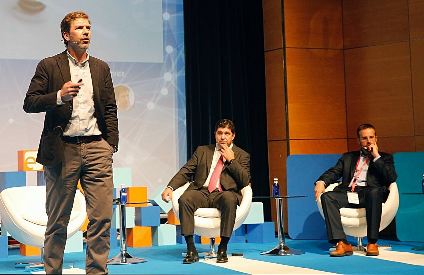 &#039;La economía se mueve. Fintech y medios de pago. Presente y futuro&#039;, cuarto bloque del Congreso e-volución