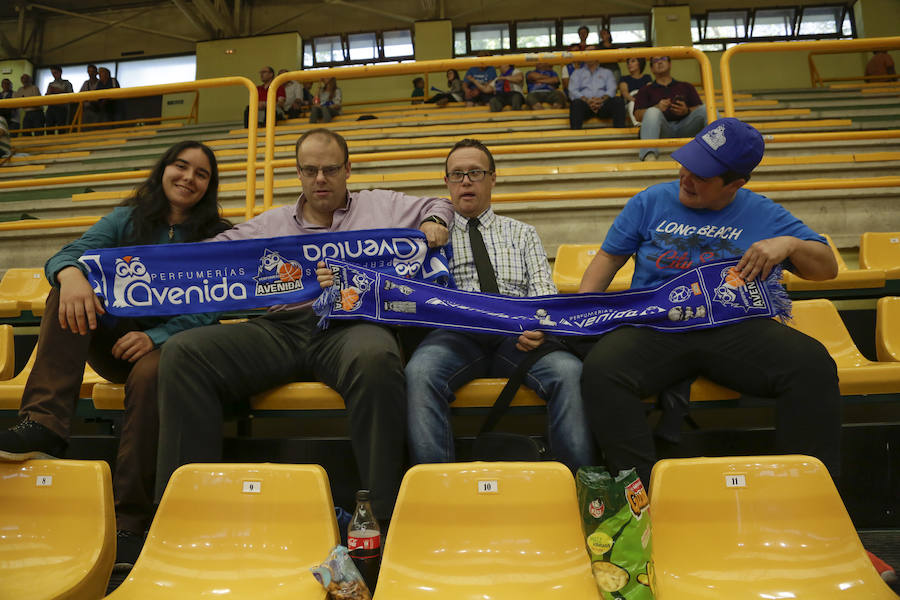 Partido entre el Perfumerías Avenida de Salamanca y el IDK Gipuzkoa de la Liga Femenina de baloncesto