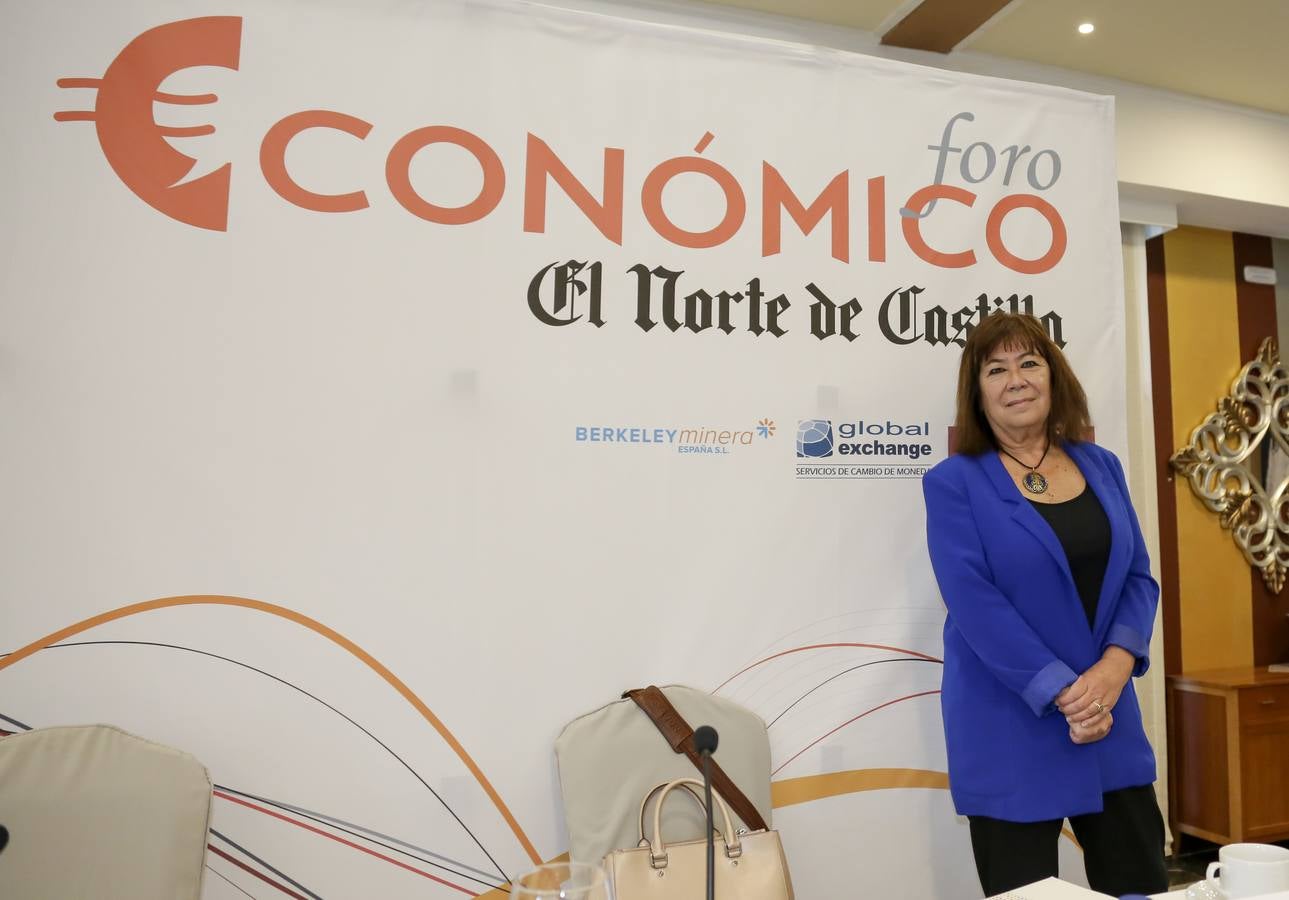 El exministra de Medio Ambiente Cristina Narbona en el Foro Económico de El Norte de Castilla en Salamanca