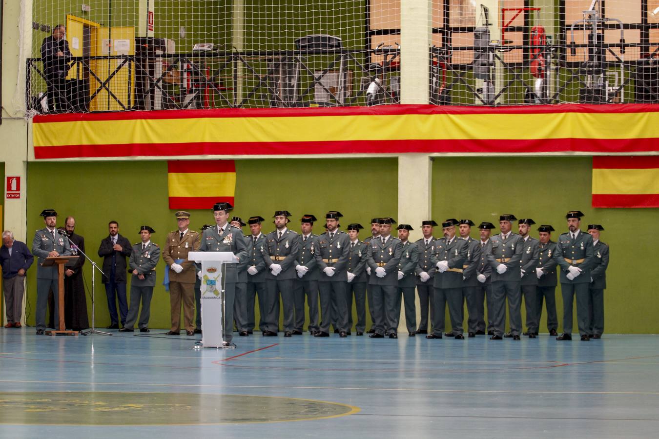 La Guardia Civil celebra la Virgen de El Pilar en Salamanca