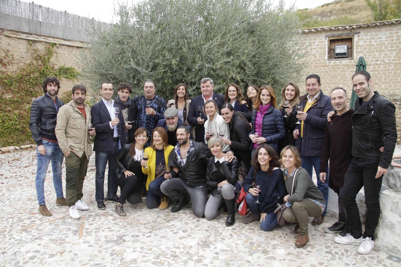 Homenaje a Mariemma en las Bodegas Arbás de Piñel de Arriba (1/2)