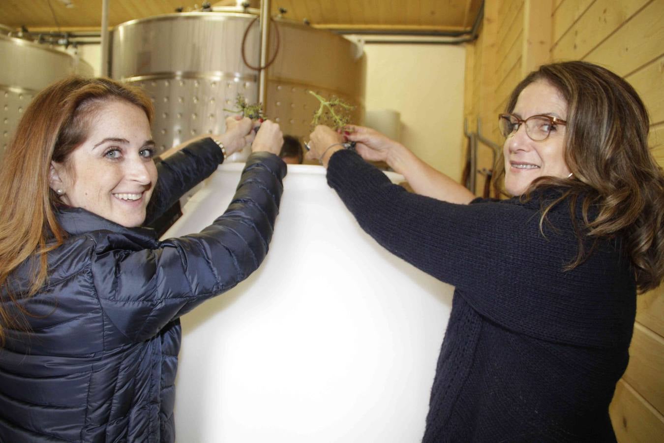 Homenaje a Mariemma en las Bodegas Arbás de Piñel de Arriba (1/2)