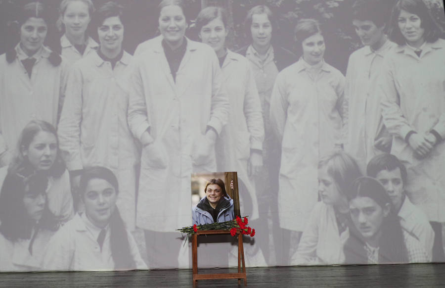 Homenaje a Doris Benegas en el Teatro Carrión