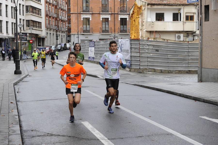 Marcha solidaria contra el cáncer en Valladolid (Fotos 1)