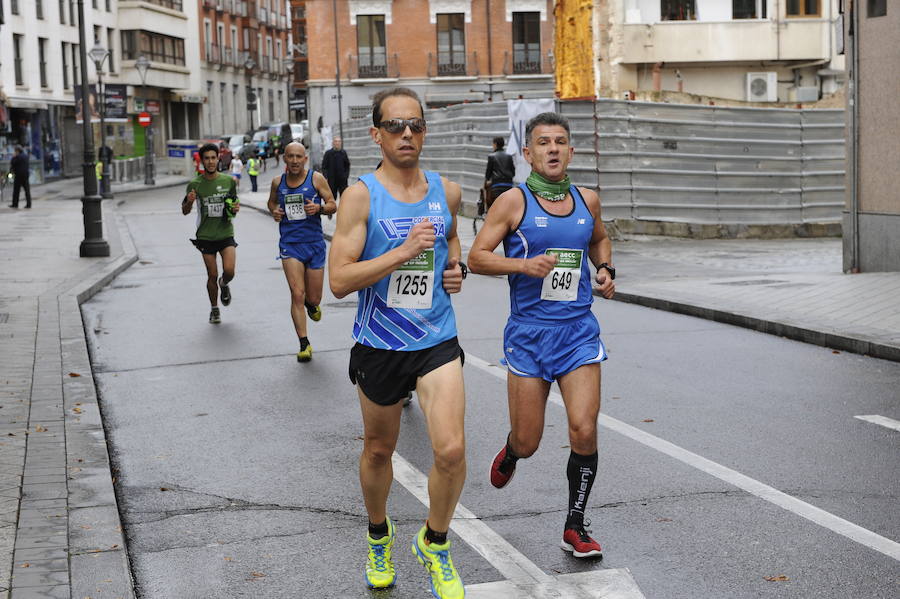 Marcha solidaria contra el cáncer en Valladolid (Fotos 1)