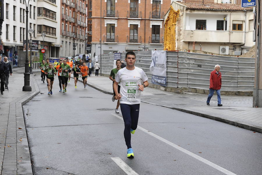 Marcha solidaria contra el cáncer en Valladolid (Fotos 1)